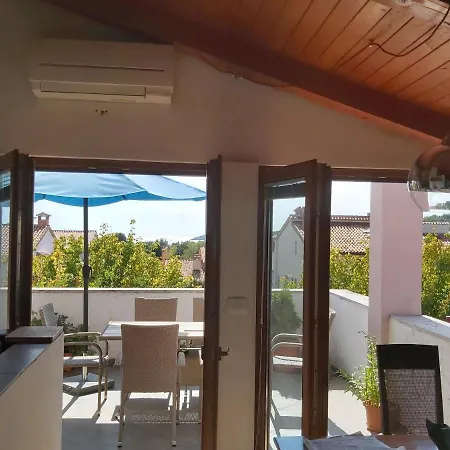 Delfar Penthouse Appartement